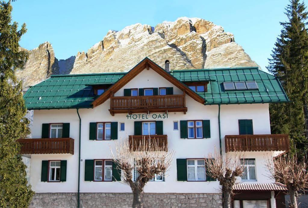 Hotel Oasi Cortina dʼAmpezzo Exterior foto